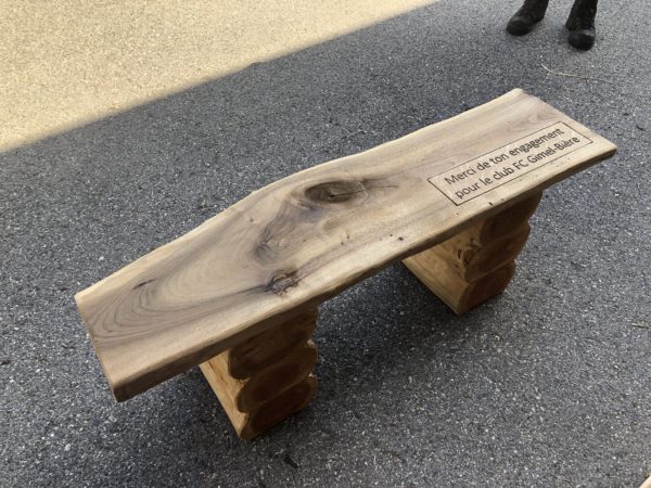 Banc sans dossier